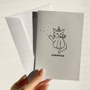 Biglietto d'auguri con gatto divertente - Biglietto di auguri a sorpresa - Biglietto di compleanno minimalista