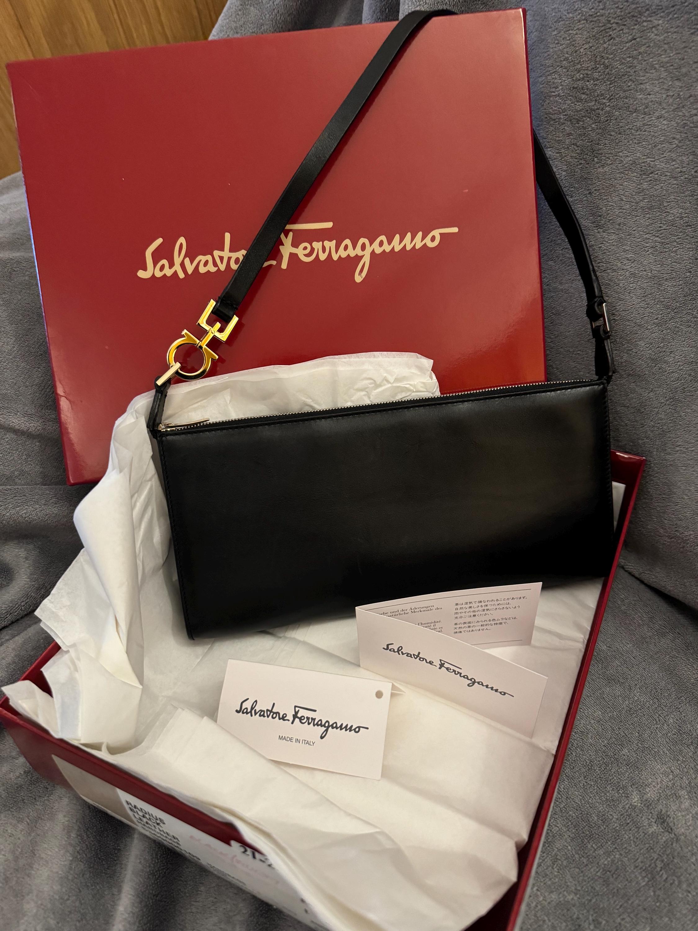 Vintage Unique Authentic Salvatore Ferragamo Soft Italian Luxury