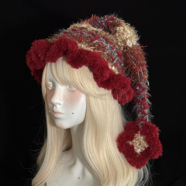 Gorro de bruja con estrella navideña: gorro de elfo peludo hecho a mano, gorro puntiagudo esponjoso rojo, azul y dorado.