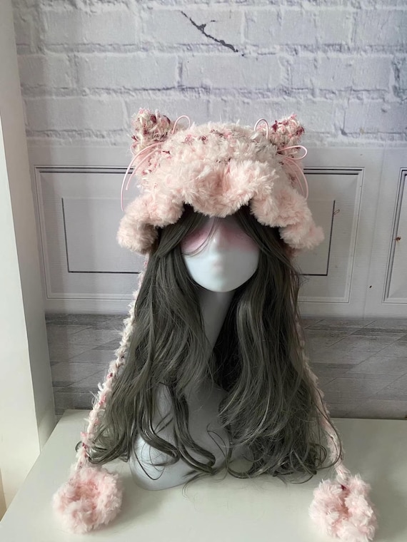 ピンクの猫耳ビーニー：手作りのぬいぐるみイチゴキティボンネット