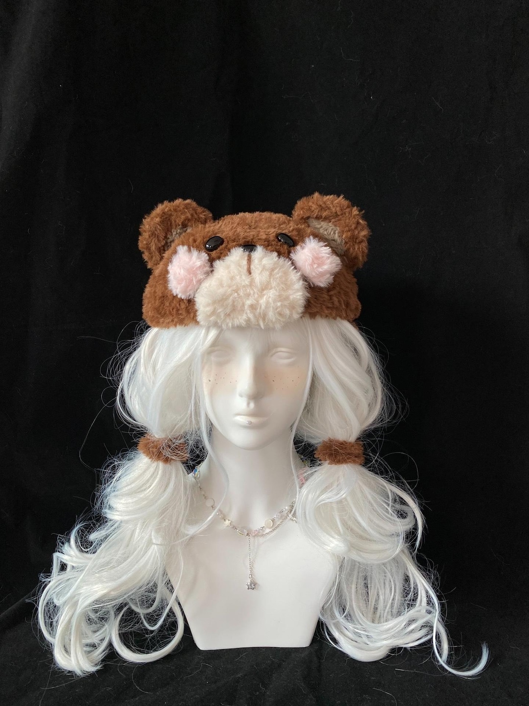 手作りのぬいぐるみクマの帽子 - 心地よいふわふわの調節可能な冬用