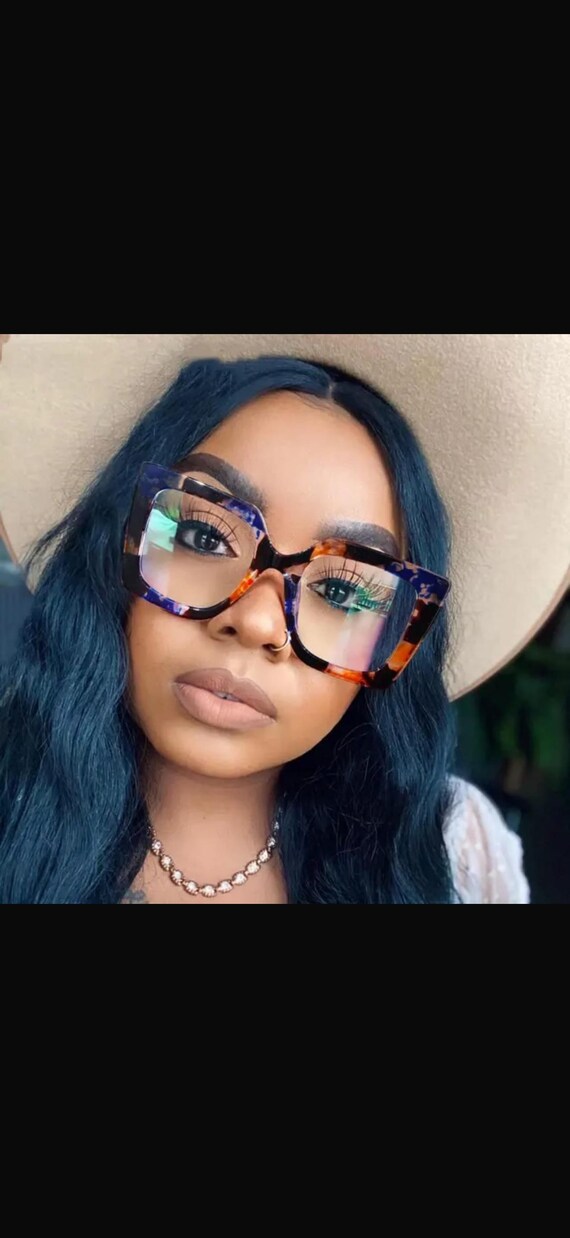 Oversized Square Sunglasses for Women, Luxury Fashion Shades  display picture 3