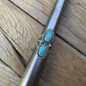 Two stone turquoise ring handmade and signed in sterling silver 925 with Pilot Mountain turquoise