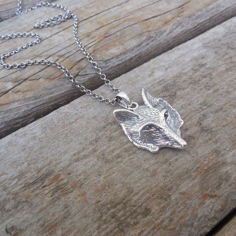 Wolf necklace handmade in sterling silver 925 image 3