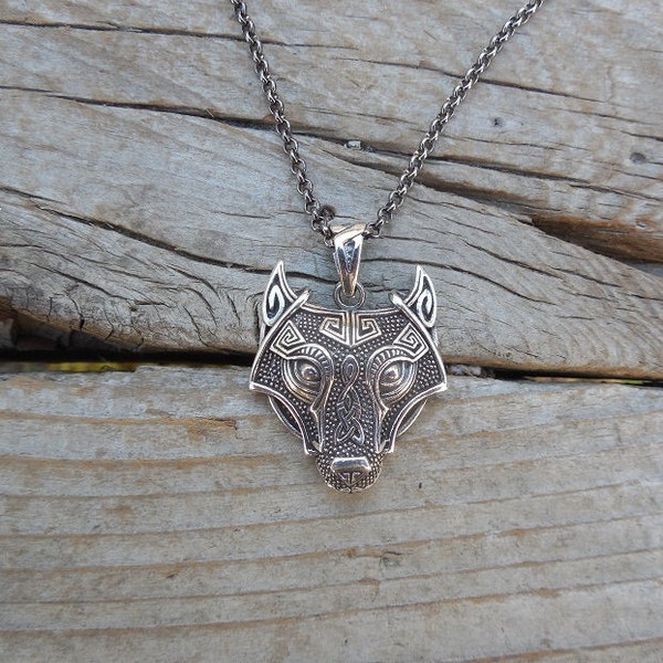 Celtic wolf necklace handmade in sterling silver 925