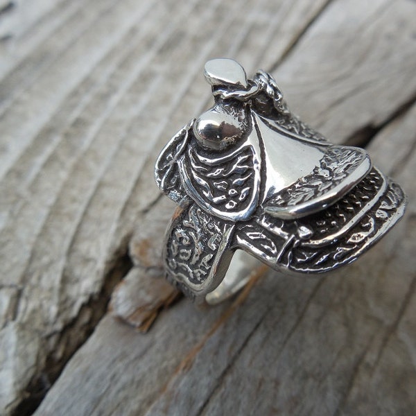 Saddle Ring - Etsy