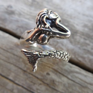 EN VENTA Hermoso anillo Sirena ajustable hecho a mano en plata de ley 925