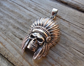 Indian skull pendant handmade in sterling silver 925