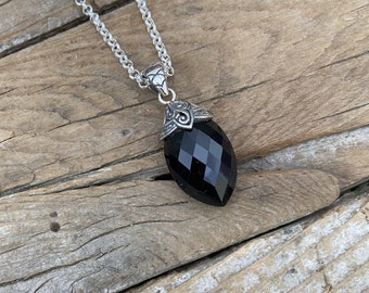 Gorgeous faceted black onyx necklace handmade in sterling silver 925 with a beautiful stone