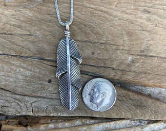 Feather necklace in sterling silver