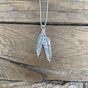 Double feather necklace handmade in sterling silver 925