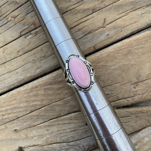 Gorgeous Pink conch shell ring handmade signed in sterling silver with a beautiful pink conch shell cabochon