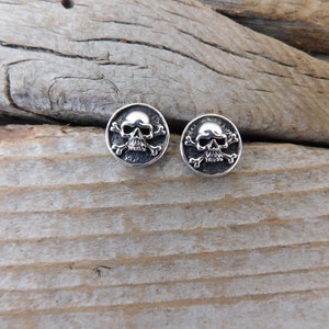 Skull and crossbones stud earrings cast and antiqued in sterling silver 925
