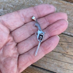 ON SALE Skull Revolver pendant handmade in sterling silver 925 with a skull for a cylinder