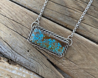Gorgeous turquoise necklace handmade in sterling silver 925 with a beautiful Pilot Mountain turquoise stone
