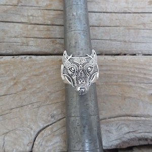 Celtic wolf ring handmade in sterling silver 925 with a triquetra on each side