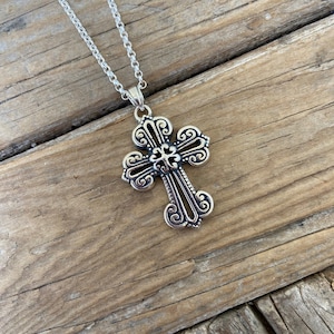 Cross necklace handmade in sterling silver 925