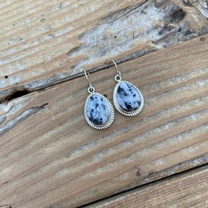 Gorgeous White Buffalo earrings handmade in sterling silver 925 with beautiful White Buffalo stones