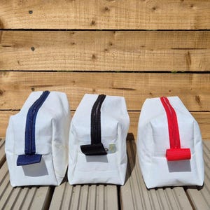 Handmade Sailcloth Washbag – White Toiletry Bag with Zip | Eco-Friendly Travel Kit Bag