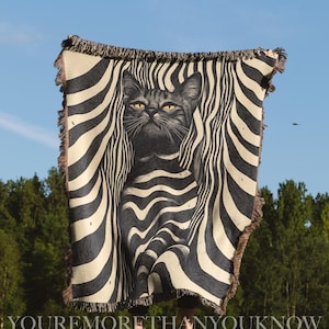 Gift For Cat Lovers, Woven Blanket, Unique Decor for Cat Lovers, Perfect Gift for Home, Throw Blanket for Picnic, Cat-Themed Homeware