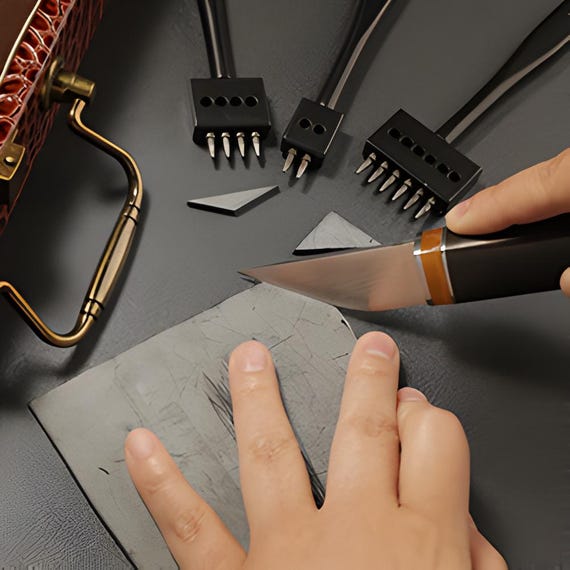 Leather Crafting Tools Kit, Christmas Gift for Wood Working, High Speed Steel Pricking Irons & Wood Handle Tools in Gift Box