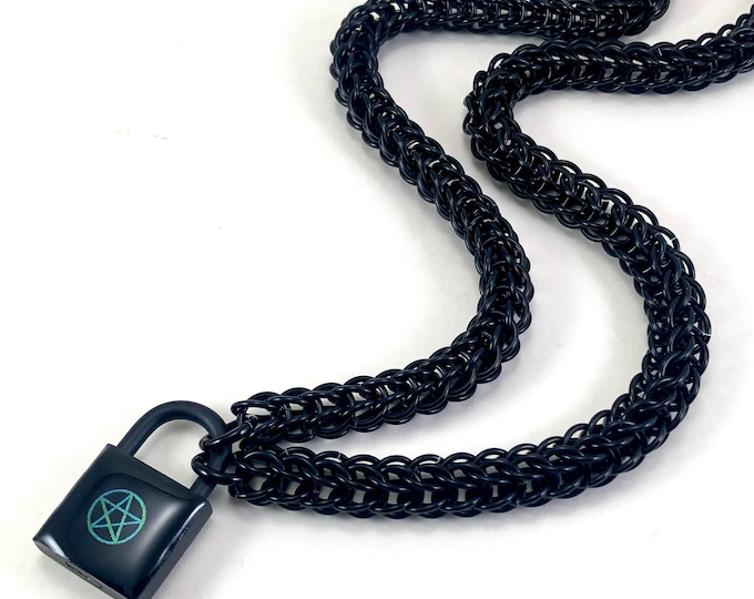 Mens Submissive Day Collar Black & Green with Pentagram Lock Chainmail Padlock Necklace