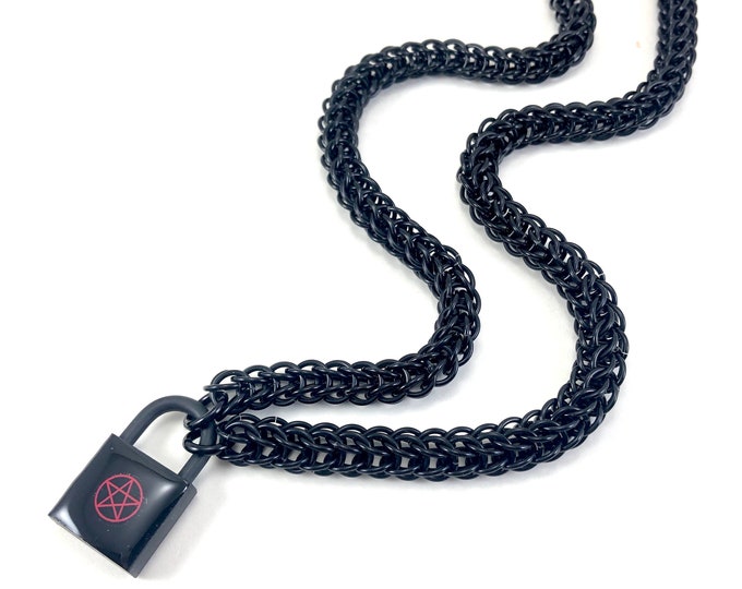 Mens BDSM Submissive Collar with Pentagram Lock Black and Red Chainmail Padlock Necklace