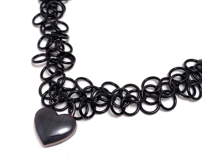 Black Submissive Day Collar Color Changing Heart Lock Chainmaille Fidget Padlock Necklace