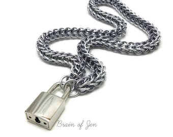 Mens Silver and Grey Submissive BDSM Collar Chainmail Necklace with Padlock