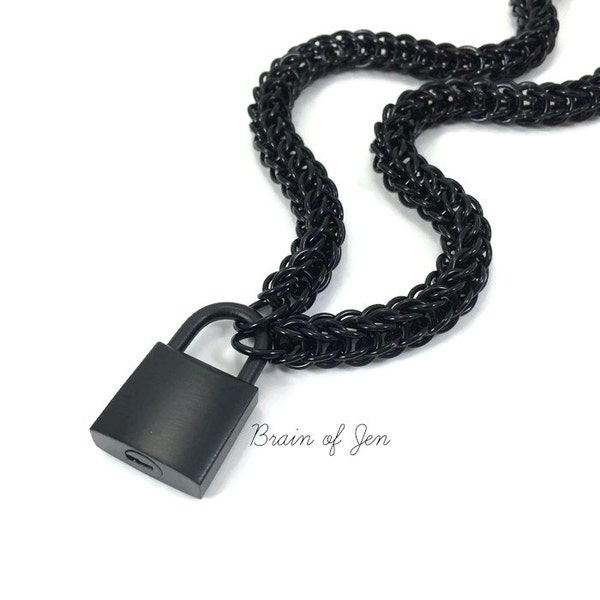 Unisex BDSM Slave Collar Black Submissive Collar with Working Padlock