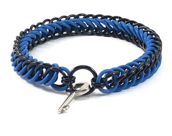 Black and Blue Key Holder Stretch Bracelet