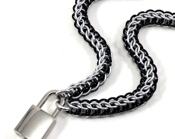 Unisex BDSM Slave Collar Black and Silver Chainmail Submissive Collar Padlock Necklace
