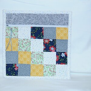 Gray & White Quilted Cosmetic/Toiletry Travel Bag #140