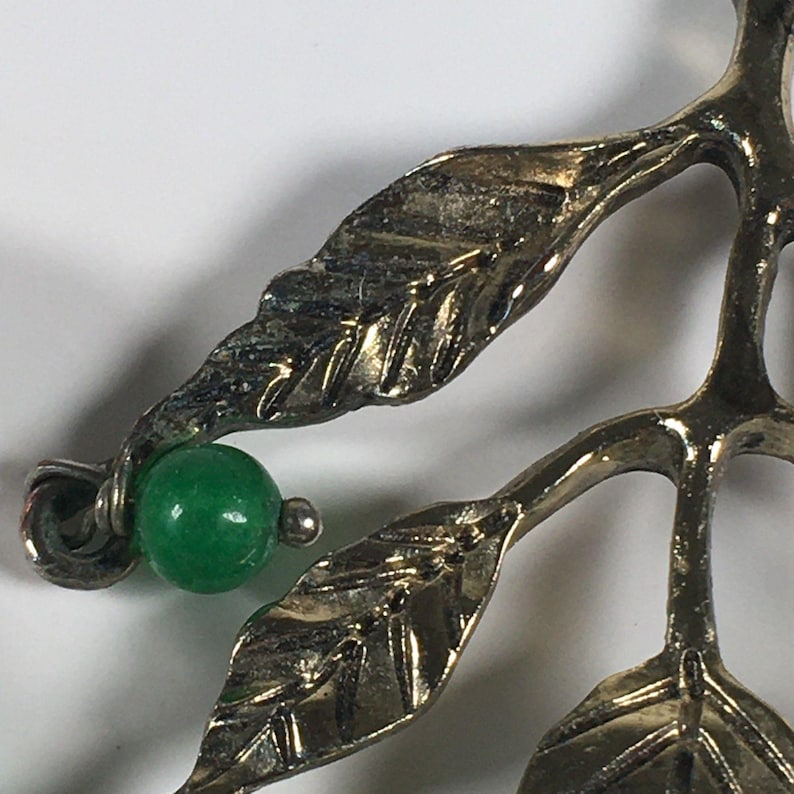 Vintage Anthropologie Gold Tone Leaves Green Bead Drop Dangle Pierced Earrings image 3