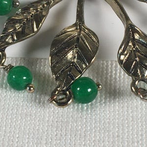 Vintage Anthropologie Gold Tone Leaves Green Bead Drop Dangle Pierced Earrings image 4