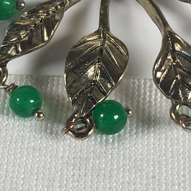 Vintage Anthropologie Gold Tone Leaves Green Bead Drop Dangle Pierced Earrings image 4
