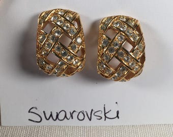 Vintage Swarovski Crystal Gold Tone Stud Pierced Earrings