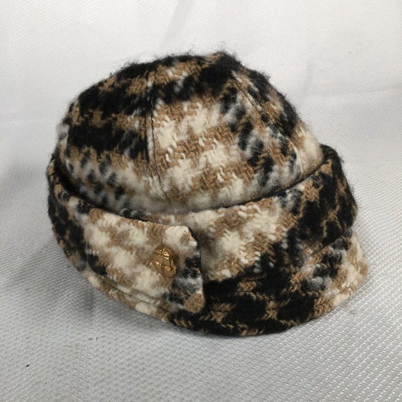Juicy Couture 100% Wool Bucket Hat Women display picture 2