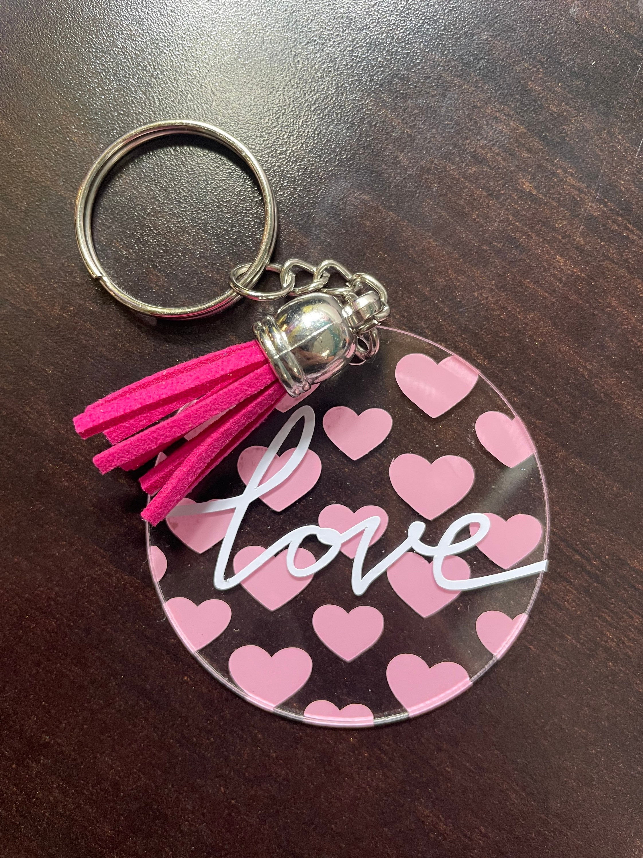 ◆VVV◆ Love Me Logo Key Dice Keyring 24FWKR028F Loveme Logo Key Dice Keyring - VVV | 60% - Asian Fashion