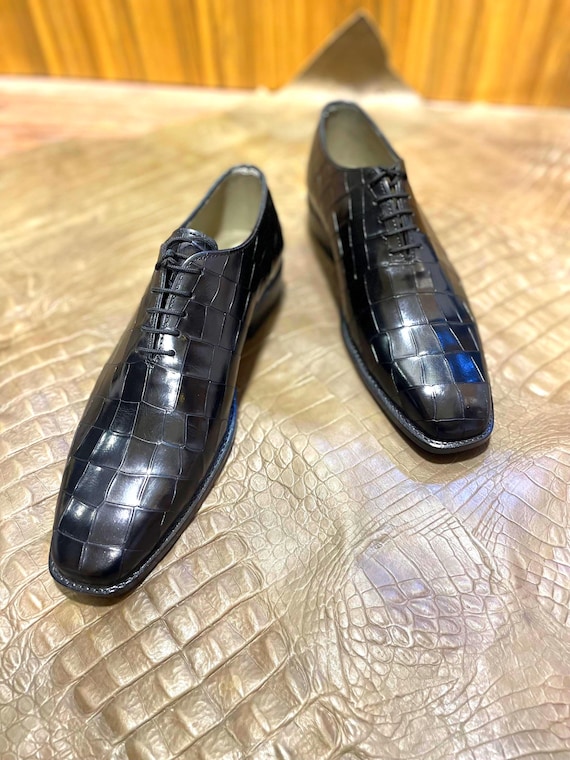 Handmade Black Alligator Embossed Oxford Shoes - Etsy display picture 1