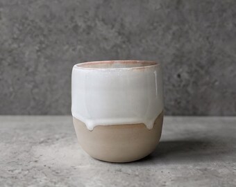 De Pure One | Handgemaakte keramische mok van steengoed | Witte koffiemok | Matcha-mok | Uniek keramisch stuk | 400 ml