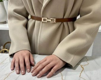 Skinny lederen damesriem, dunne bruine tailleriem, minimalistische gouden gespriem, verstelbare jurkriem, jeansriem, cadeau voor haar