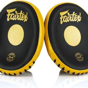 Boxing Focus Pads | Curved Punch Mitts for Training, Muay Thai and MMA | Durable Hand Pads for Sparring, Kickboxing and Martial Arts