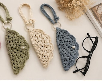 Crochet Glasses Case Pattern, Scalloped Eyeglass Holder, Sunglasses Pouch Crochet Pattern, Wristlet Glasses Case PDF, Instant Download