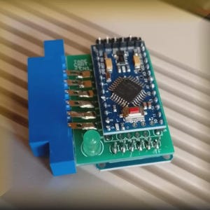 TapeCart Commodore 64 C64 + 2GB MicroSd（数千のゲーム付き）