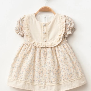 Vintage Floral Baby Girl Dress – 9-24 Months | Puff Sleeves & Lace Bib Detail | Cottagecore Toddler Dress