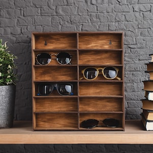 Sunglass holder for wall, Wood sunglass holder wall, Sunglass organizer, Eyeglass stand, Sunglasses display stand, Sunglasses rack for wall