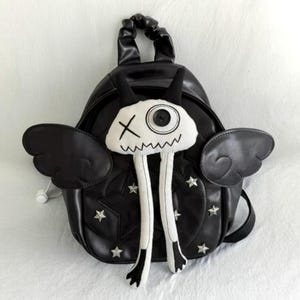 Gothic Plüsch-Teufelsflügel Rucksack - Niedlicher gruseliger Stern-Doppel-Riemen-Rucksack mit Plüsch-Schädel-Puppe und Spike-Akzenten