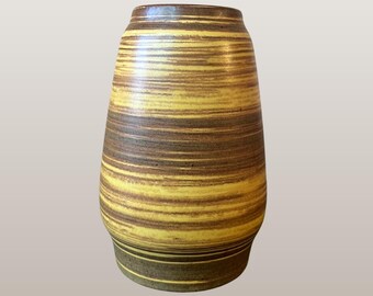 ヴィンテージの西ドイツの Fat Lava 花瓶。ベイセラミックス、形状番号