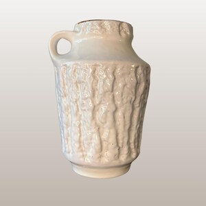 CARSTENS Vintage West German Fat Lava Vase | &quot;Bark&quot; Texture | Form No. 220-20 | Bright White | WGP | Mid Century Pottery | 1960s | 1970s